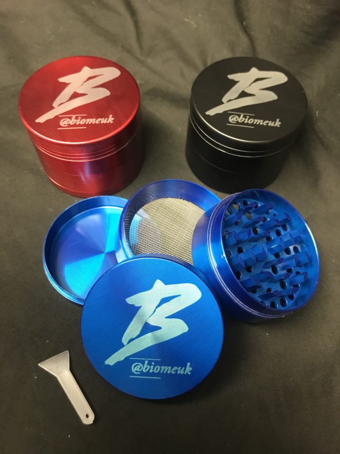Chaos Under No Ties 4 Piece Herb Grinder - Image 6